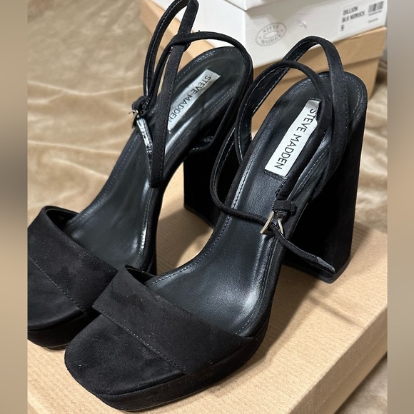 Steve Madden Lessa Black Suede - Picture 7 of 9